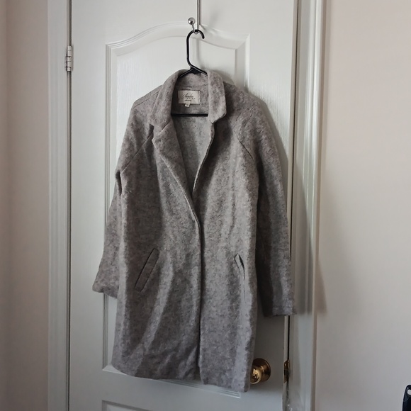 Italian-made Gray Wool Blend Coat - Picture 3 of 8